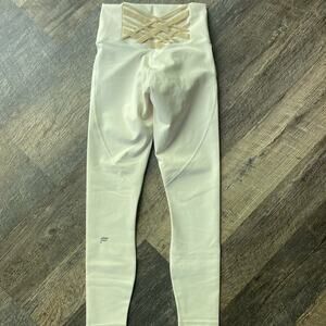 Fabletics HW Boost Powerhold 7/8 legging